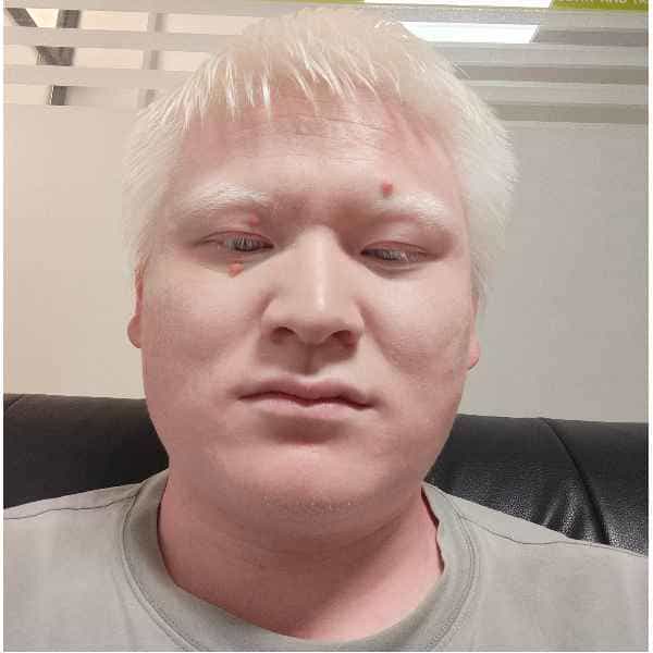 30岁岁安徽单身帅哥 - 江苏吉缘网